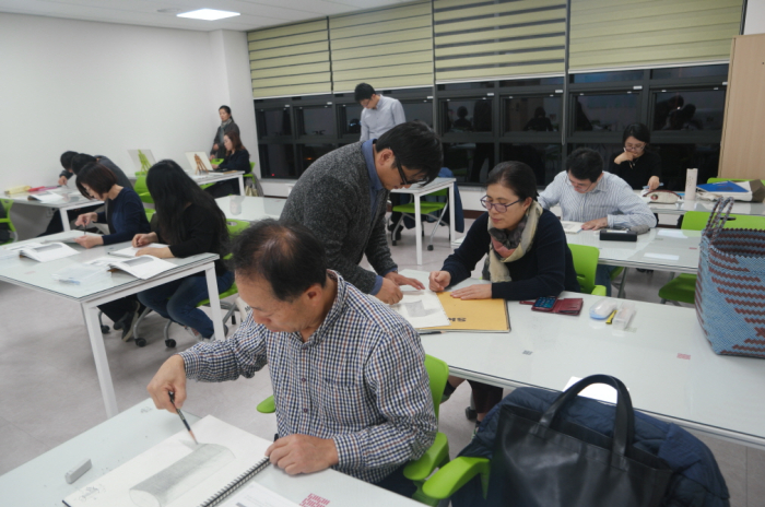 군산시평생학습관 정규 3기 프로그램 수강생 모집