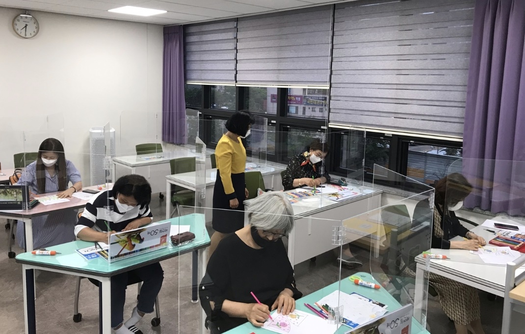 군산시평생학습관, 정규 2기 프로그램 운영
