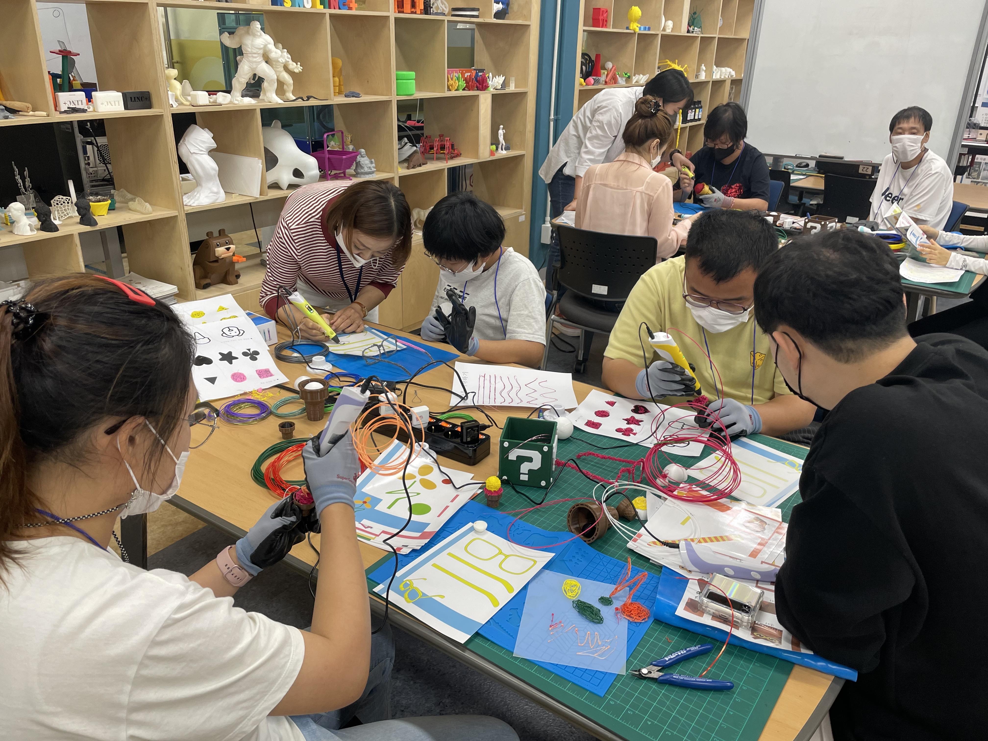 군산대 LINC+사업단, 지역민 초청해 3D펜 활용 교육 진행